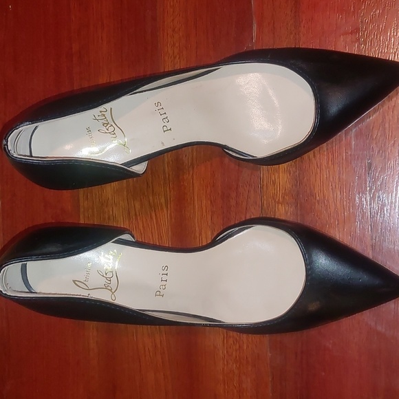 black heels - Picture 6 of 6